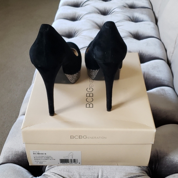 Black suede - Picture 4 of 5